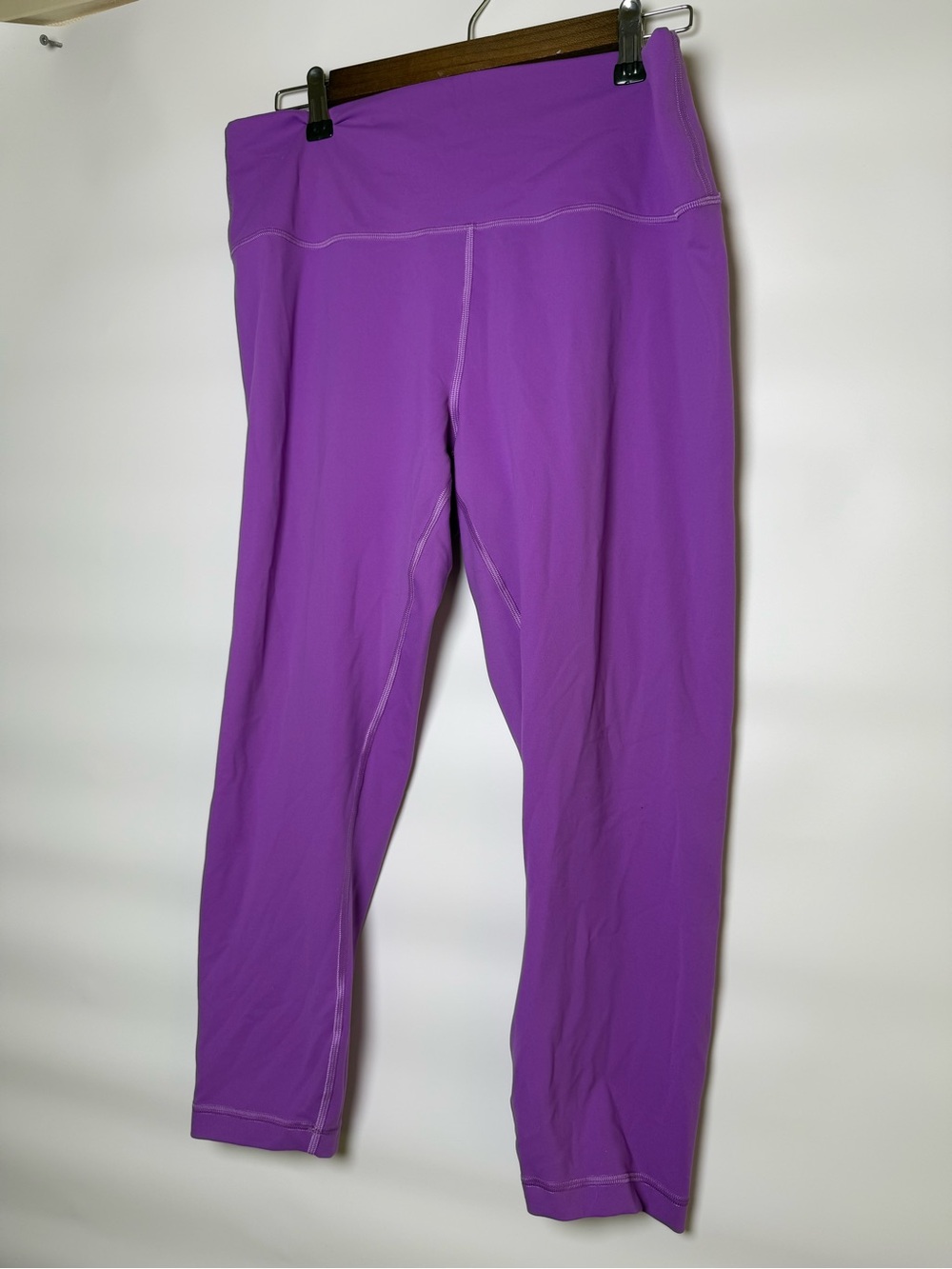 Lululemon Wunder Train High Rise Crop Yoga Pilates Balletcore Size 16 Plus - Picture 3 of 6